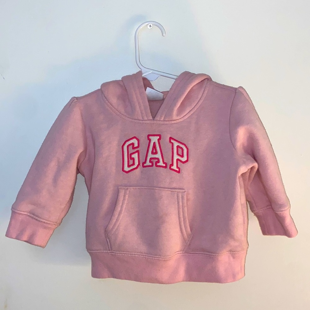 6-12 month baby pink GAP sweatshirt.